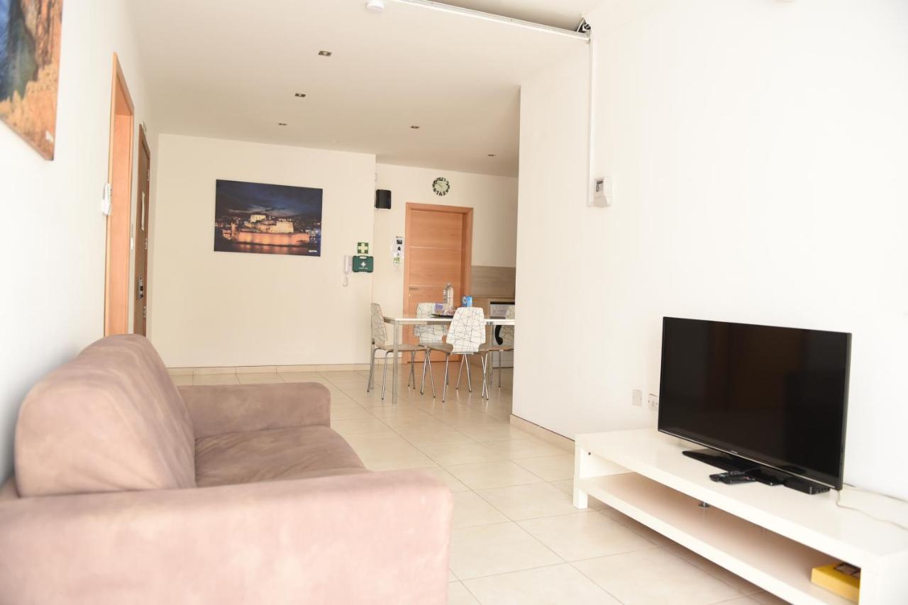 Hortensia 2 Bedroom Apartment San Pawl il-Baħar Kültér fotó